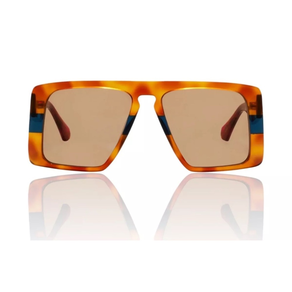 CAMILLA *Fully Booked* XL oversized square tortoise acetate statement sunglasses - Picture 2 of 7